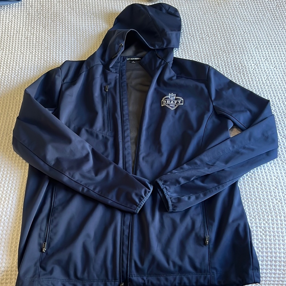 2018 Port Authority Mens NFL Draft Zip Up